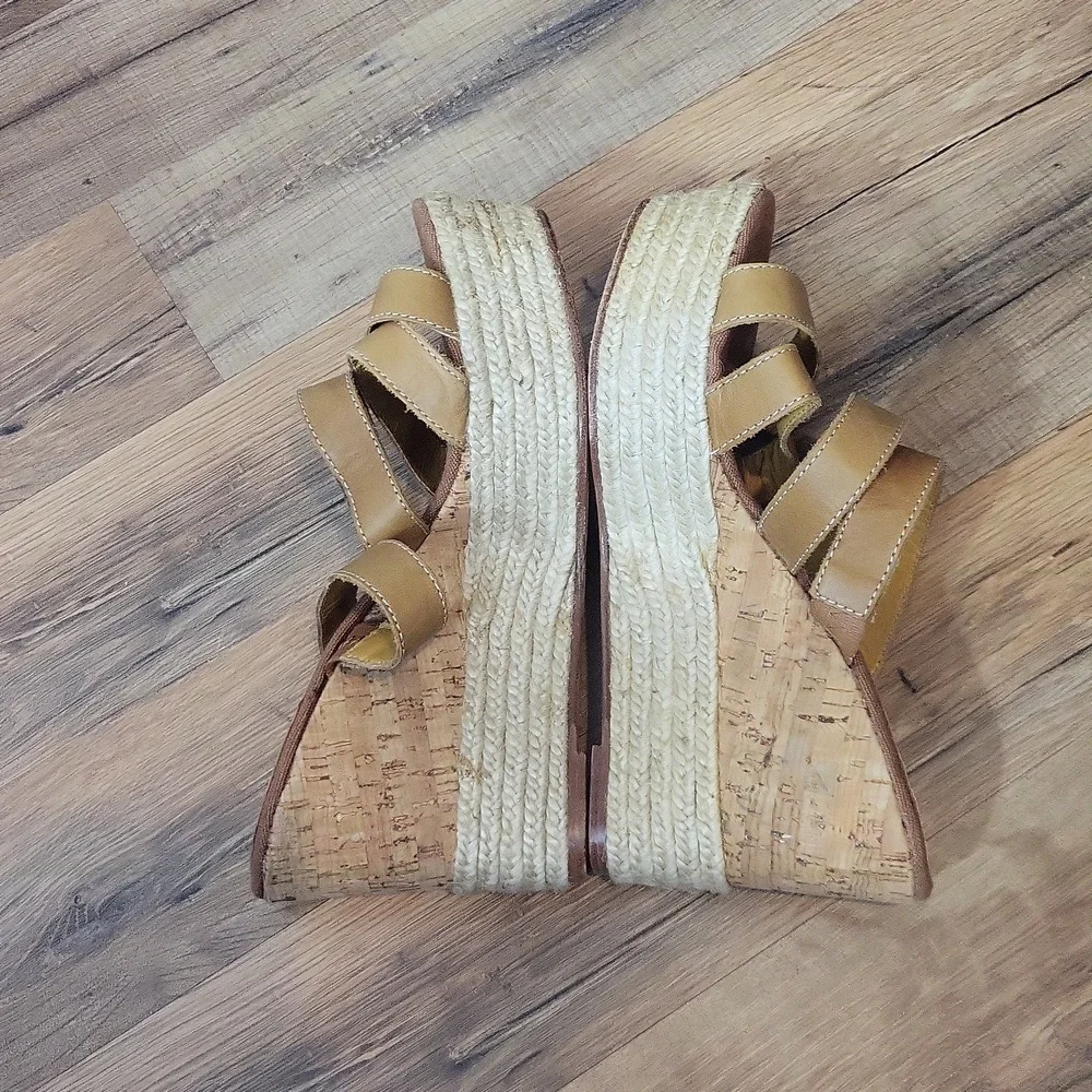BETTYE MULLER made in Spain Camel Leather Upper Slip-On 4" Platform Sandals - Picture 5 of 13